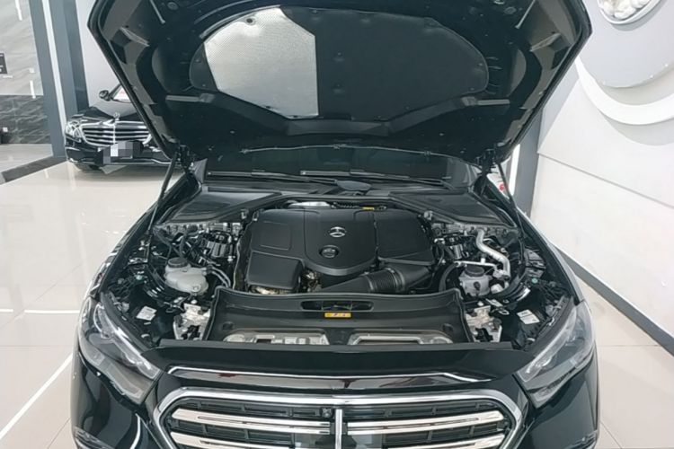 Used Mercedes-Benz E-Class 2025 Facelift E 300 L Luxury Edition Engine Bay