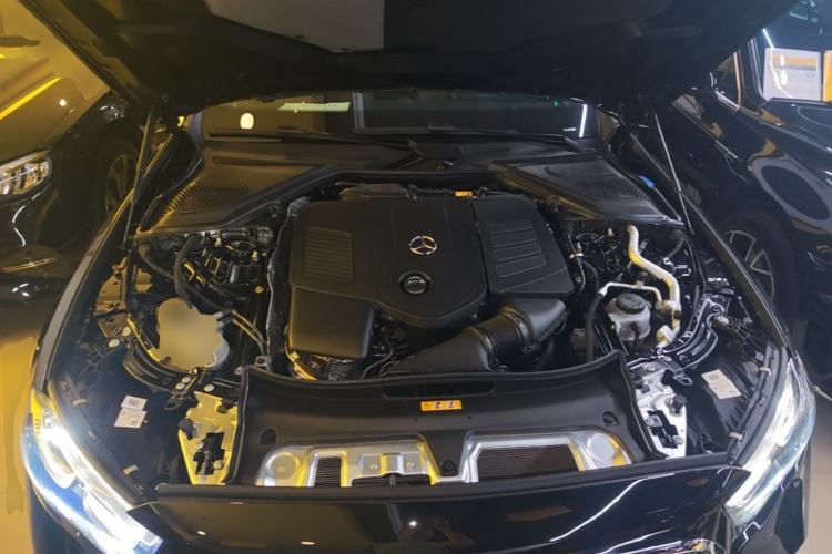Used Mercedes-Benz E-Class 2025 E 300 L Luxury Model Engine Bay