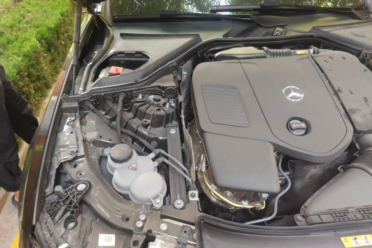 Used Mercedes-Benz E-Class 2025 Year Restyled E 260 Sport Edition Engine Bay Right