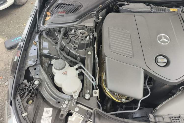 Used Mercedes-Benz E-Class 2025 Facelift E 300 L Fashion Edition Engine Bay Right