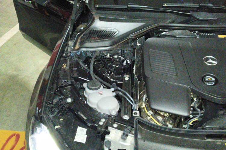 Used Mercedes-Benz E-Class 2025 Facelift E 300 L Fashion Edition Engine Bay Right