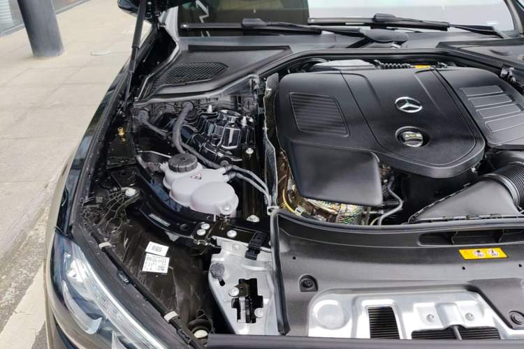 Used Mercedes-Benz E-Class 2025 Facelift E 300 L Fashion Edition Engine Bay Right