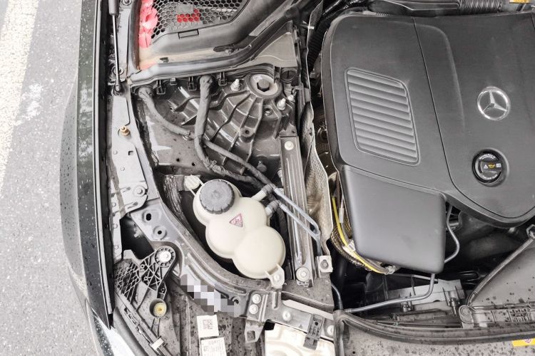 Used Mercedes-Benz E-Class 2025 E 300 L Luxury Model Engine Bay Right