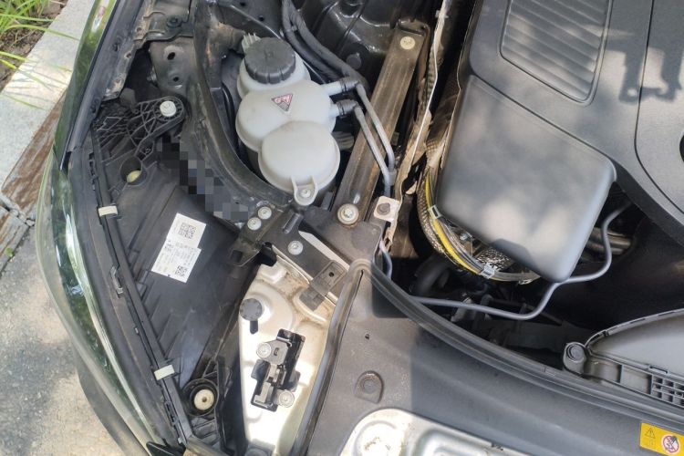 Used Mercedes-Benz E-Class 2025 Facelift E 300 L Fashion Edition Engine Bay Right