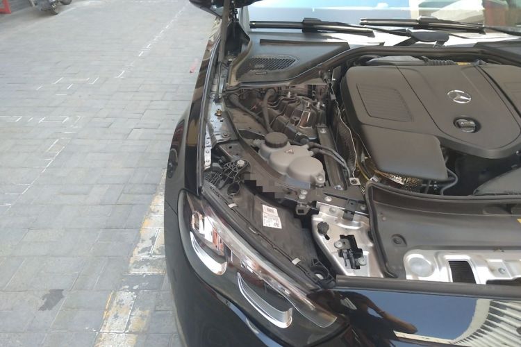 Used Mercedes-Benz E-Class 2025 Facelift E 300 L Luxury Edition Engine Bay Right