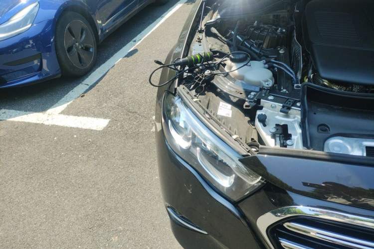 Used Mercedes-Benz E-Class 2025 Facelift E 300 L Luxury Edition Engine Bay Right