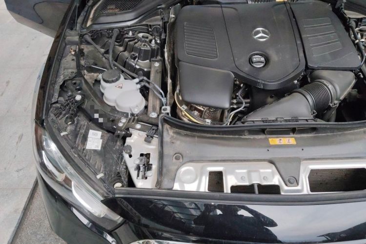 Used Mercedes-Benz E-Class 2025-Year Facelift E 260 L Engine Bay Right