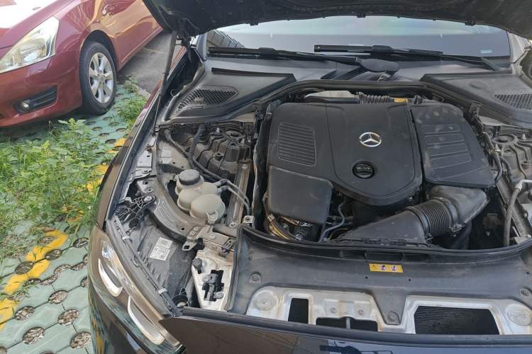 Used Mercedes-Benz E-Class 2025 E 300 L Luxury Model Engine Bay Right