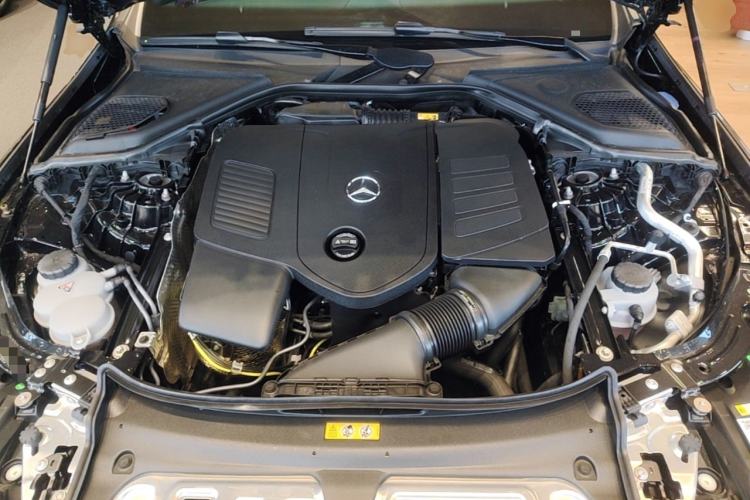 Used Mercedes-Benz E-Class 2025 E 300 L Luxury Model Engine Bay