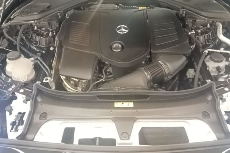 Used Mercedes-Benz E-Class 2025 E 300 L Luxury Model Engine Bay