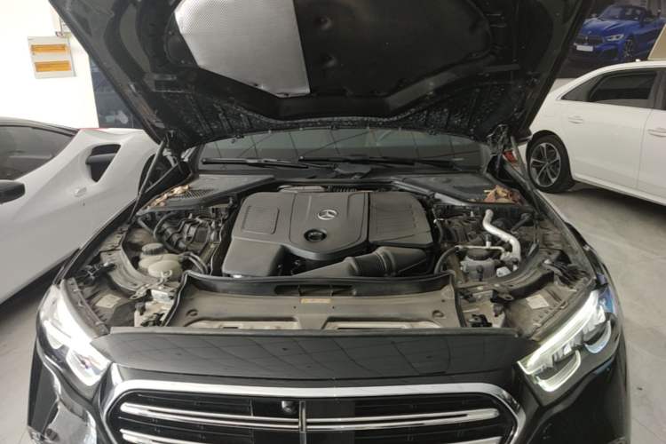 Used Mercedes-Benz E-Class 2025 E 300 L Luxury Model Engine Bay