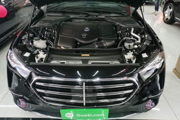 Used Mercedes-Benz E-Class 2025 E 300 L Luxury Model Engine Bay