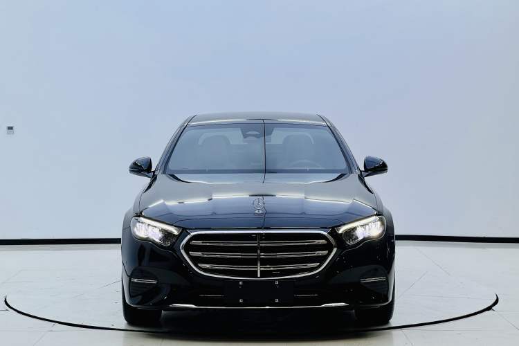 Used Mercedes-Benz E-Class 2025-Year Facelift E 260 L Exterior 1
