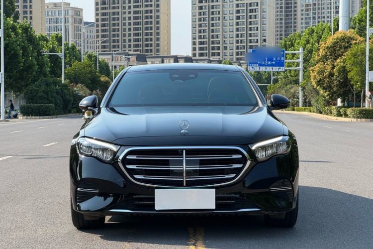 Used Mercedes-Benz E-Class 2025 E 300 L Stylish Model Exterior 1