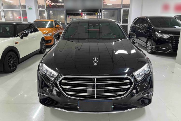 Used Mercedes-Benz E-Class 2025 Facelift E 300 L Luxury Edition Exterior 1