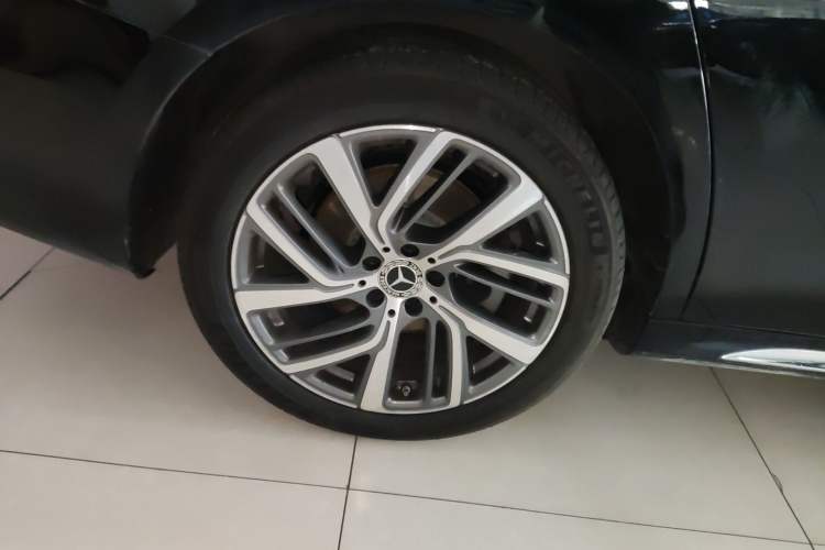 Used Mercedes-Benz E-Class 2025 Facelift E 300 L Fashion Edition Exterior 1