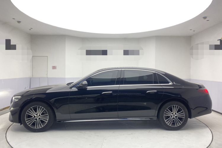 Used Mercedes-Benz E-Class 2025 E 260 L Exterior 1