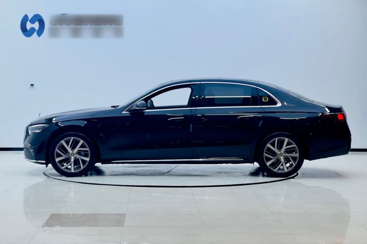 Used Mercedes-Benz E-Class 2025 Facelift E 300 L Fashion Edition Exterior 2