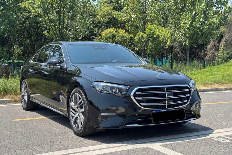 Used Mercedes-Benz E-Class 2025 Facelift E 300 L Fashion Edition Exterior 2