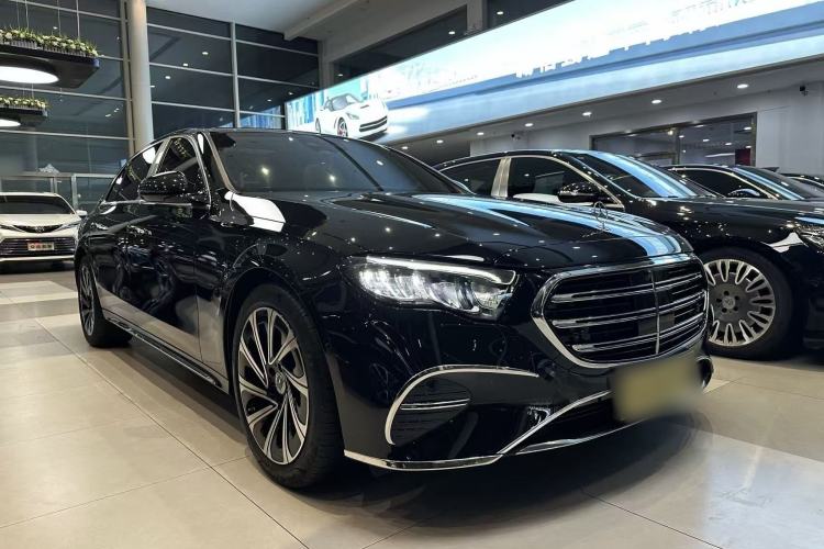 Used Mercedes-Benz E-Class 2025 E 300 L Luxury Model Exterior 2