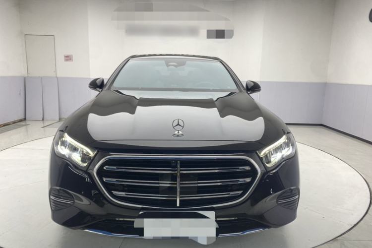 Used Mercedes-Benz E-Class 2025 E 260 L Exterior 2
