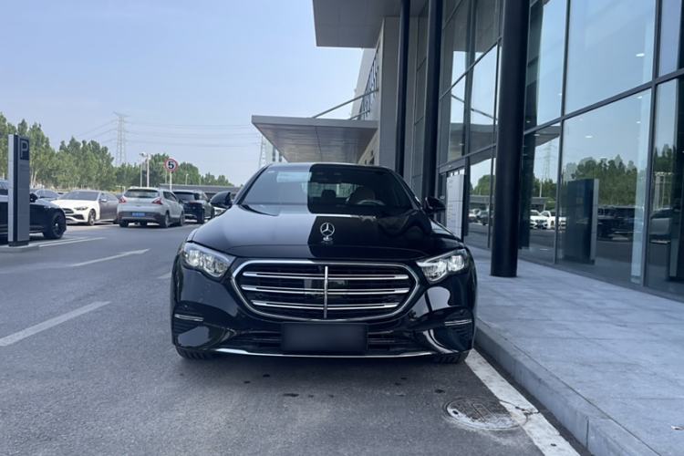 Used Mercedes-Benz E-Class 2025 Facelift E 300 L Luxury Edition Exterior 3