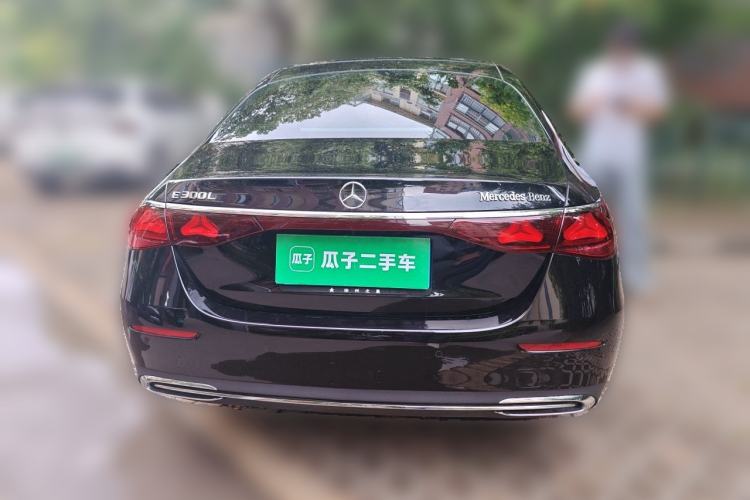 Used Mercedes-Benz E-Class 2025 Facelift E 300 L Luxury Edition Exterior 4