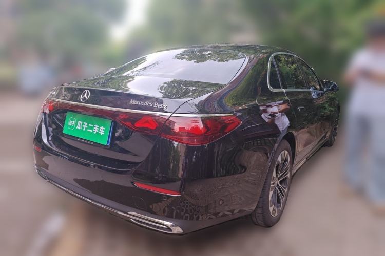 Used Mercedes-Benz E-Class 2025 Facelift E 300 L Luxury Edition Exterior 5