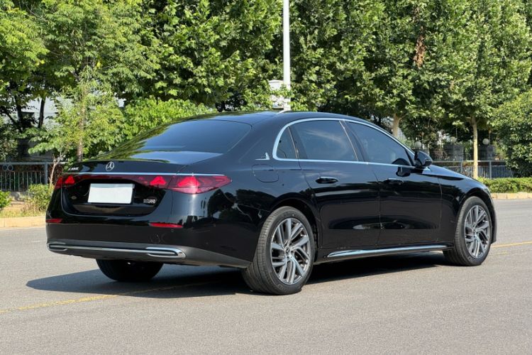 Used Mercedes-Benz E-Class 2025 E 300 L Stylish Model Exterior 6