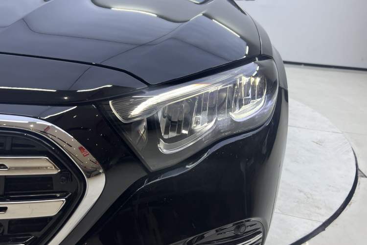 Used Mercedes-Benz E-Class 2025 Facelift E 300 L Fashion Edition Exterior 6