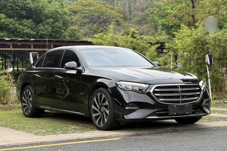 Used Mercedes-Benz E-Class 2025 E 300 L Luxury Model Exterior 7