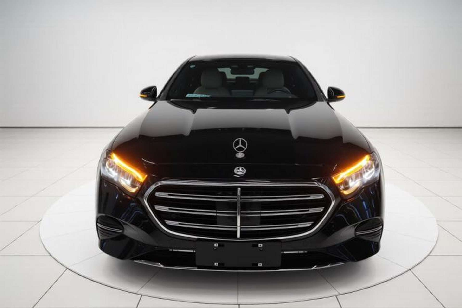 Used Mercedes-Benz E-Class 2025 Facelift E 300 L Fashion Edition Front