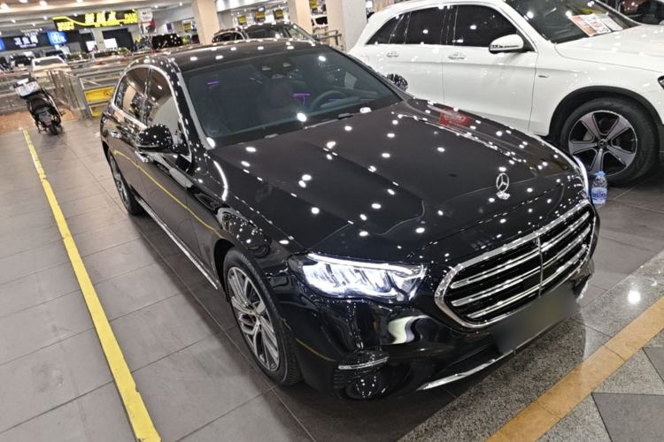 Used Mercedes-Benz E-Class 2025 Facelift E 300 L Fashion Edition Front Right 45 Deg