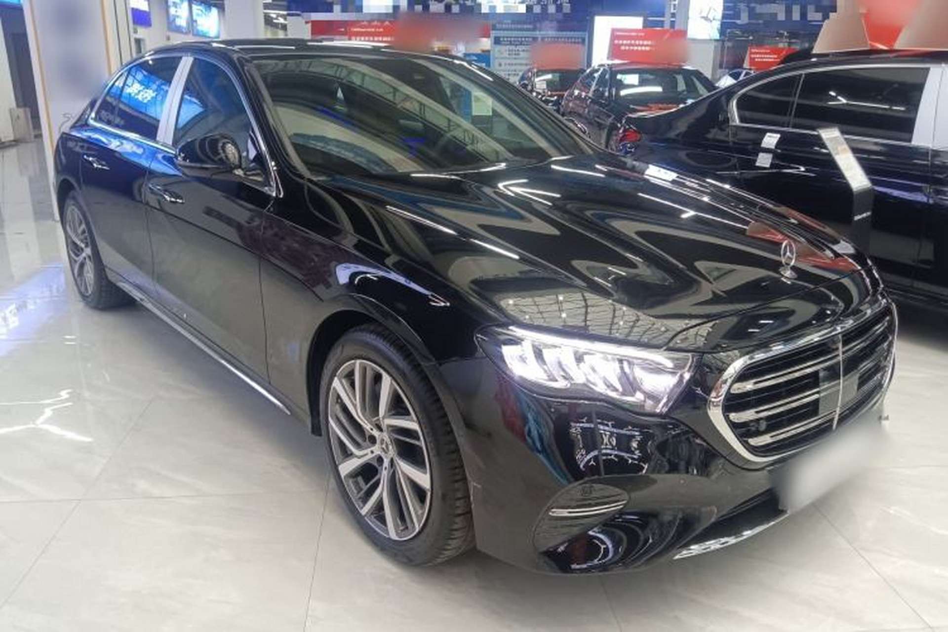 Used Mercedes-Benz E-Class 2025 Facelift E 300 L Fashion Edition Front Right 45 Deg