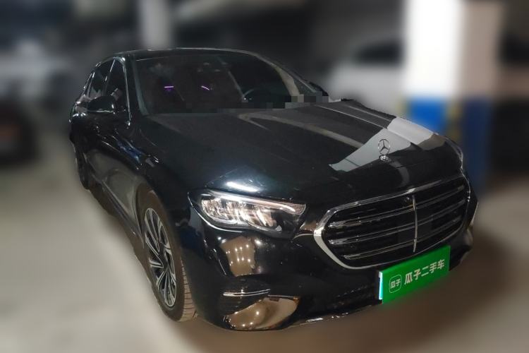 Used Mercedes-Benz E-Class 2025 E 300 L Luxury Model Front Right 45 Deg