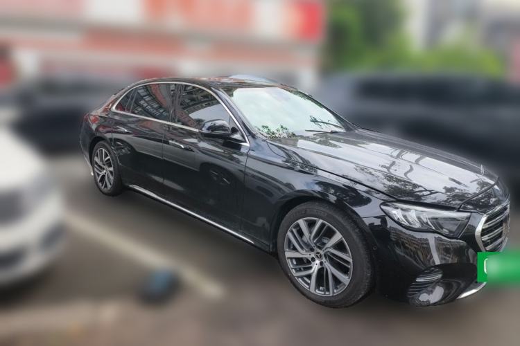 Used Mercedes-Benz E-Class 2025 Facelift E 300 L Fashion Edition Front Right 45 Deg