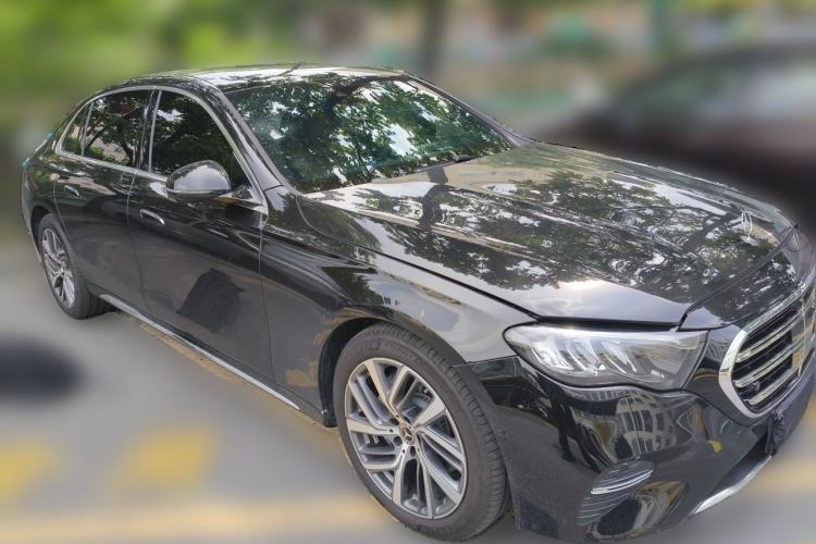 Used Mercedes-Benz E-Class 2025 E 300 L Stylish Model Front Right 45 Deg