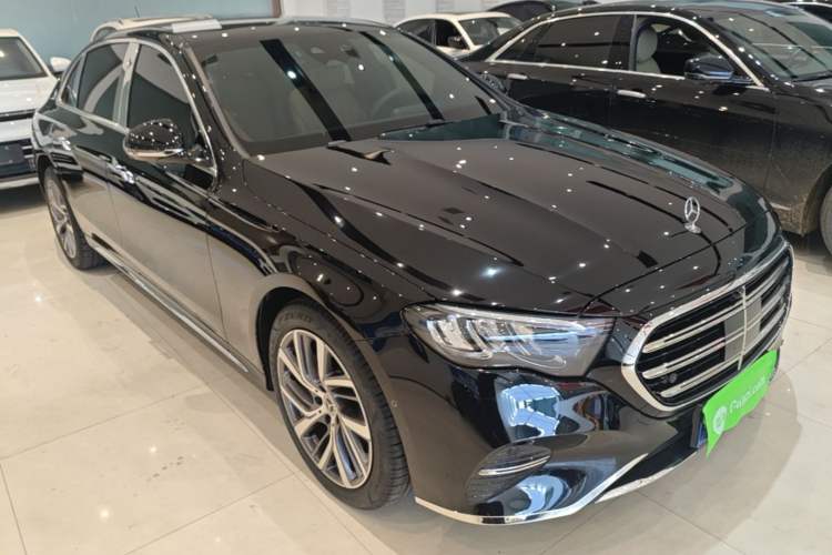 Used Mercedes-Benz E-Class 2025 Facelift E 300 L Fashion Edition Front Right 45 Deg