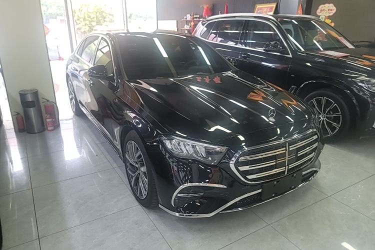 Used Mercedes-Benz E-Class 2025 Facelift E 300 L Fashion Edition Front Right 45 Deg