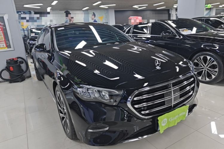 Used Mercedes-Benz E-Class 2025 Facelift E 300 L Luxury Edition Front Right 45 Deg