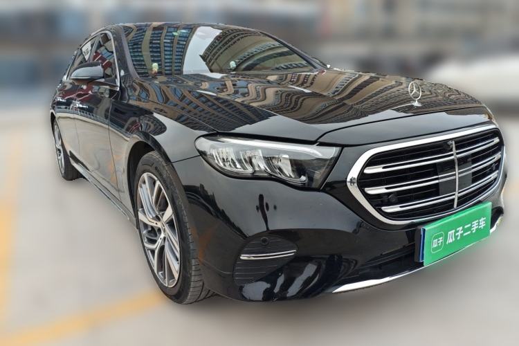 Used Mercedes-Benz E-Class 2025 E 300 L Stylish Model Front Right 45 Deg