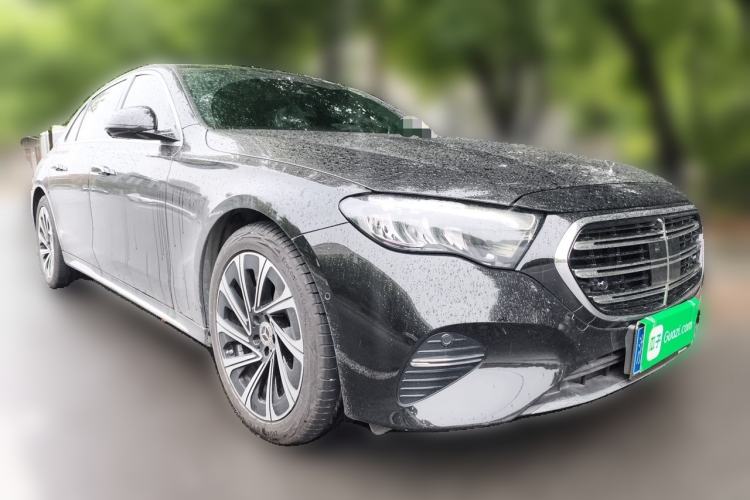 Used Mercedes-Benz E-Class 2025 E 300 L Luxury Model Front Right 45 Deg