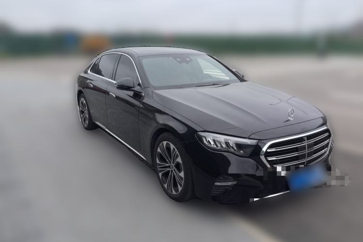 Used Mercedes-Benz E-Class 2025 Facelift E 300 L Luxury Edition Front Right 45 Deg