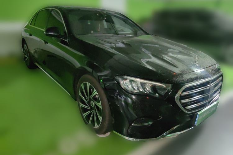 Used Mercedes-Benz E-Class 2025 E 300 L Luxury Model Front Right 45 Deg