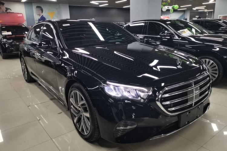 Used Mercedes-Benz E-Class 2025 Facelift E 300 L Fashion Edition Front Right 45 Deg