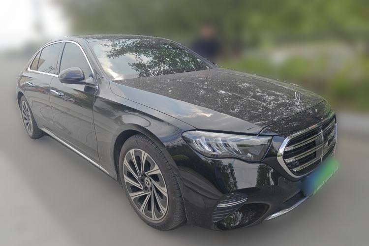 Used Mercedes-Benz E-Class 2025 E 300 L Luxury Model Front Right 45 Deg