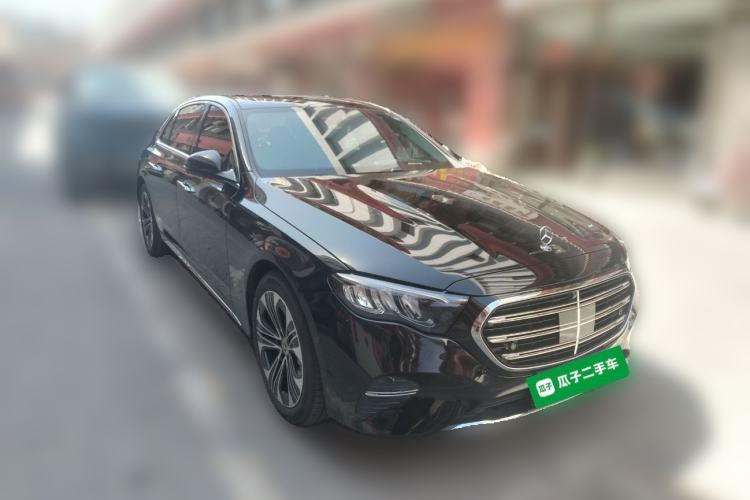Used Mercedes-Benz E-Class 2025 Facelift E 300 L Luxury Edition Front Right 45 Deg
