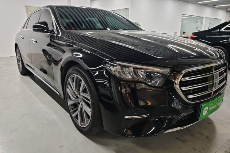 Used Mercedes-Benz E-Class 2025 Facelift E 300 L Fashion Edition Front Right 45 Deg