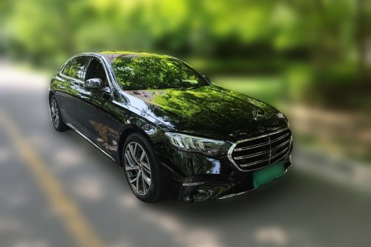 Used Mercedes-Benz E-Class 2025 E 300 L Stylish Model Front Right 45 Deg