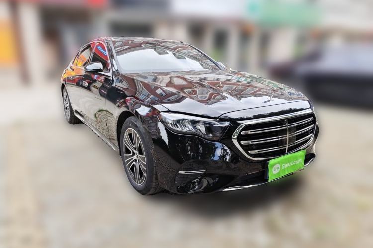 Used Mercedes-Benz E-Class 2025 E 260 L Front Right 45 Deg